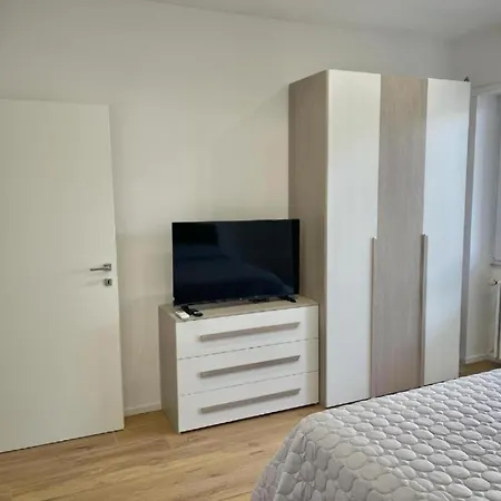 Apartment Pm 34 Viale Giustiniano Imperatore - 50 Mt From Metro San Paolo