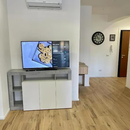 Apartment Pm 34 Viale Giustiniano Imperatore - 50 Mt From Metro San Paolo Rome