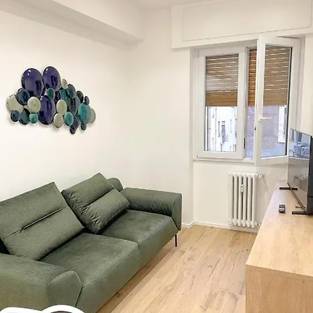 Apartment Pm 34 Viale Giustiniano Imperatore - 50 Mt From Metro San Paolo Rome