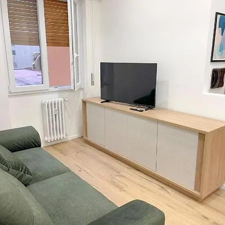 Apartment Pm 34 Viale Giustiniano Imperatore - 50 Mt From Metro San Paolo Rome